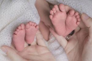 Сестра натальи подольской показала новорожденных двойняшек